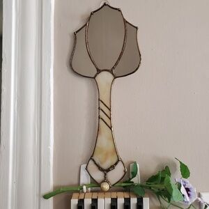 Stained glass flower-shaped mirror, great condition